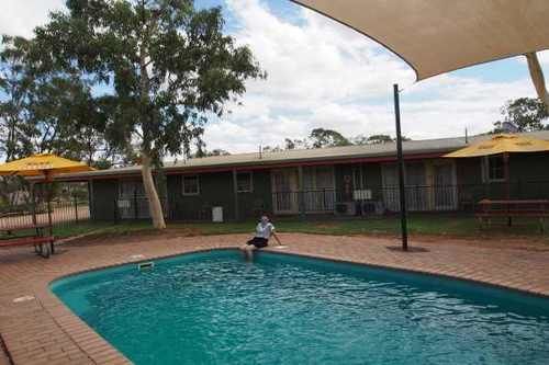 Lightning Ridge Outback Resort & Caravan Park Exteriör bild